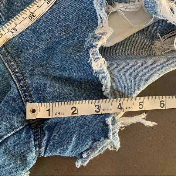 AMERICAN EAGLE Distressed Raw Hem Mom Jean 100% Cotton Denim Shorts 18 - Picture 13 of 13